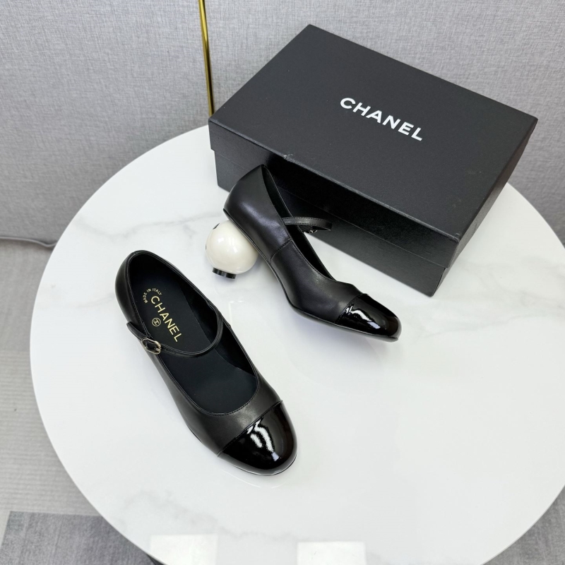 Ch**el heeled shoes